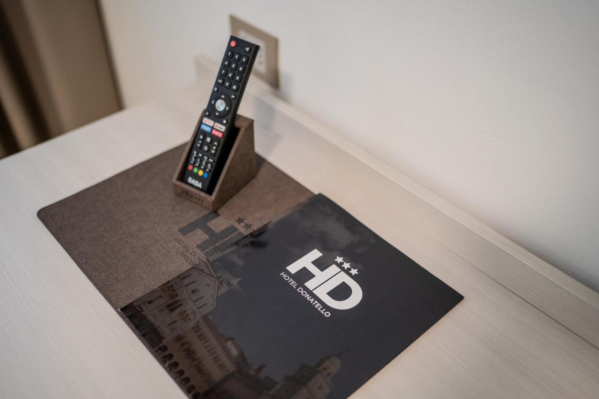Hotel Donatello โมดินา ภายนอก รูปภาพ